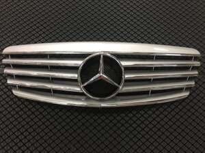 Решётка радиатора клубная серебро с эмблемой для Mercedes w221 2005-2009