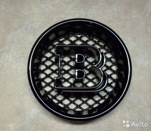 Эмблема чёрная в решётку радиатора для Mercedes G463