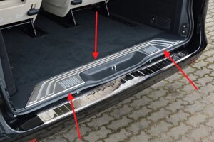 Накладка на порог багажника матовая шлифованная из нержавеющей стали (Omsa Line, Турция) для Mercedes Benz w447 2015-