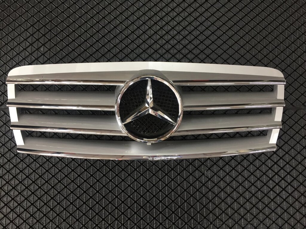 Решётка радиатора клубная серебро с эмблемой для Mercedes w210 1995-1999 - отзывы