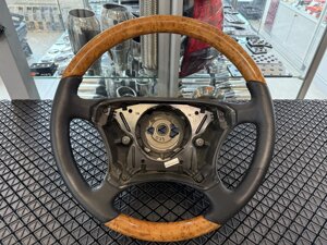 Руль чёрная кожа + светлое дерево (дефект) без анатомии для Mercedes w220
