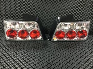 Фонари задние под лампы красные + хромированные кружки для BMW E36