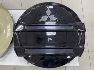 Контейнер запасного колеса чёрный для Mitsubishi Pajero 3
