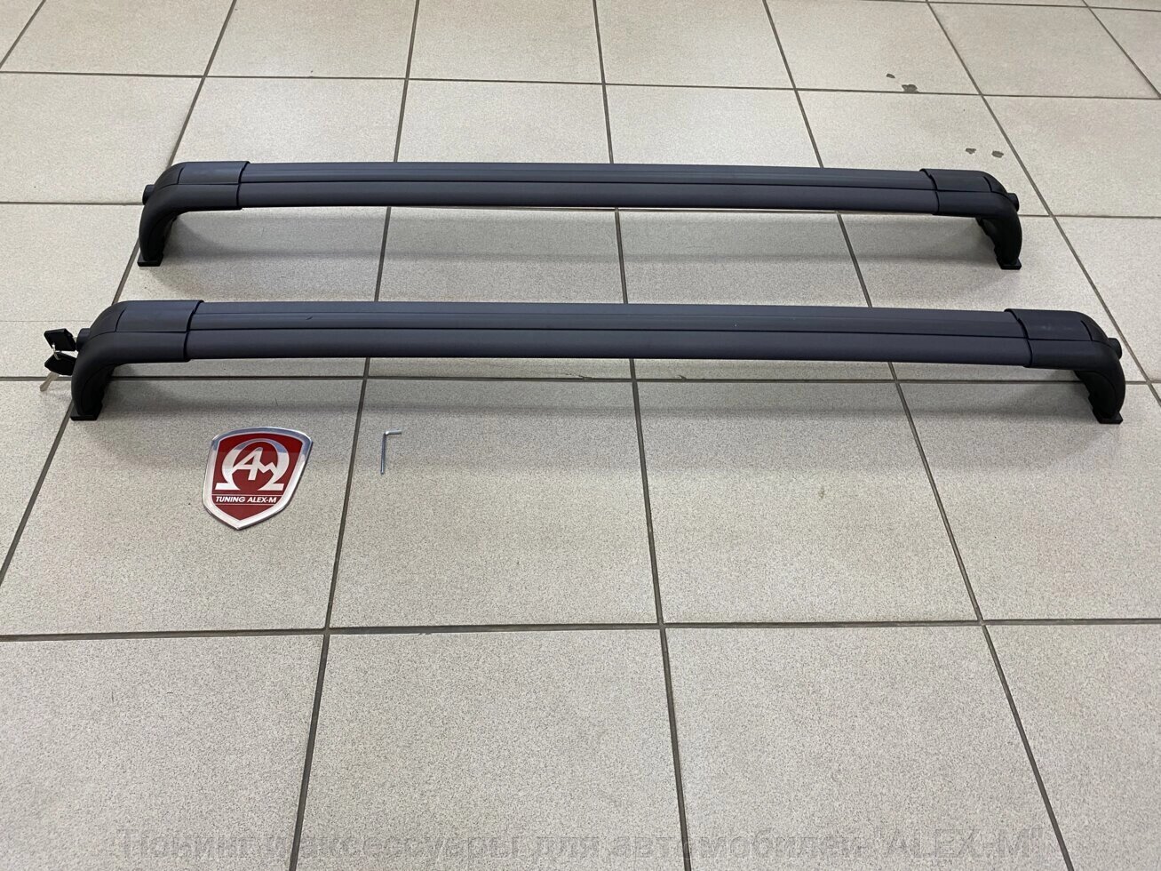 Поперечины чёрные на штатные рейлинги (Китай) для LR Discovery 3 / 4 ...