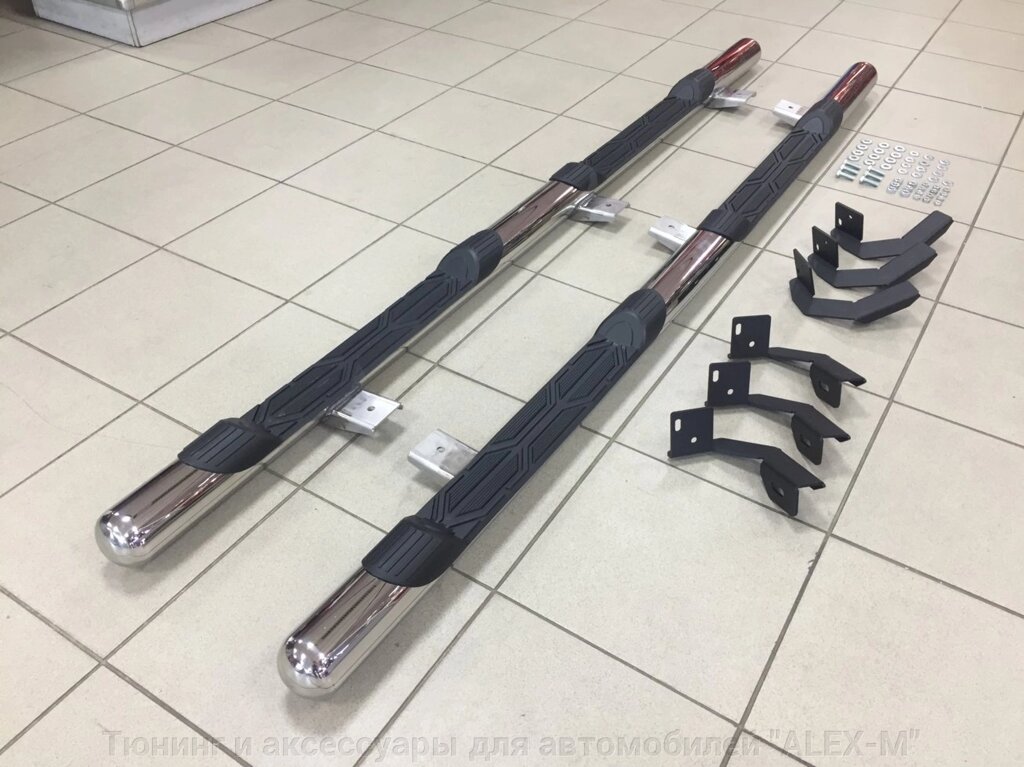 Пороги внешние трубы 76 мм со степами Magnum (Магнум) для Nissan Navara 2016- от компании Тюнинг и аксессуары для автомобилей "ALEX-M" - фото 1