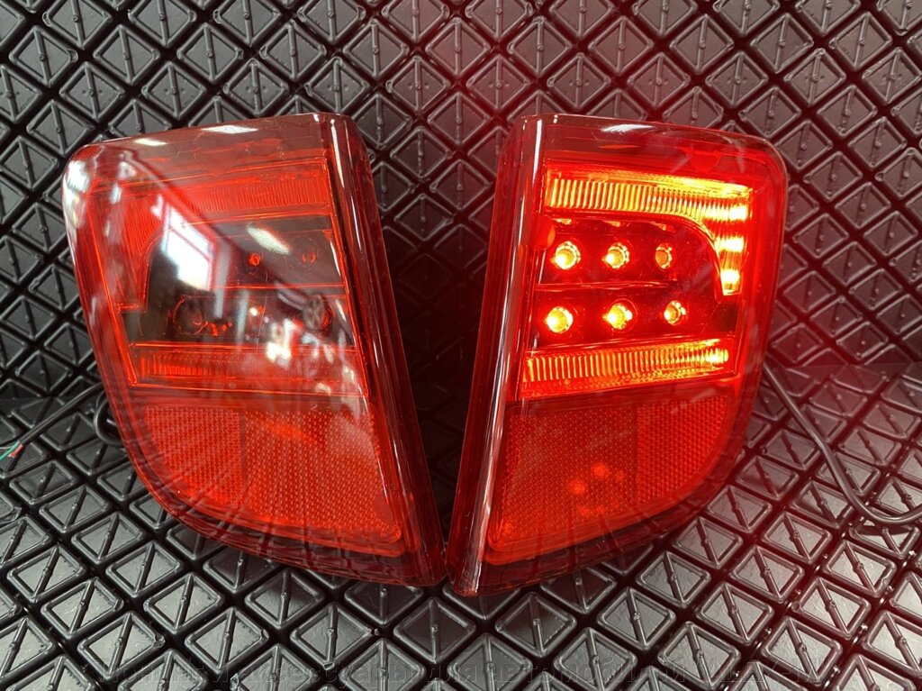 Противотуманные фонари задние светодиодные красные в бампер в стиле 2016 года (Китай) для Land Cruiser 200 от компании Тюнинг и аксессуары для автомобилей "ALEX-M" - фото 1