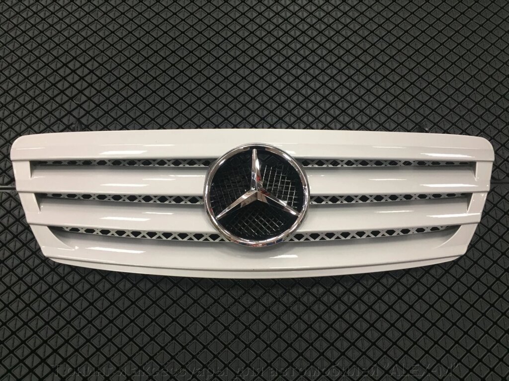 Решётка радиатора клубная серебро с эмблемой для Mercedes w220 2003-2005 от компании Тюнинг и аксессуары для автомобилей "ALEX-M" - фото 1