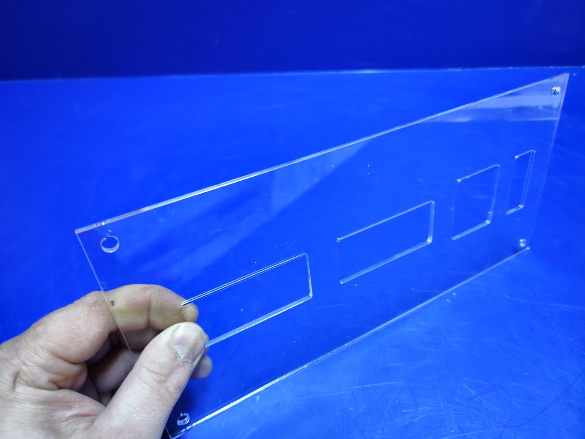 Прозрачные кожухи из акрилового стекла - фото pic_248258f1a0d9538430e286b6e4cfa239_1920x9000_1.jpg