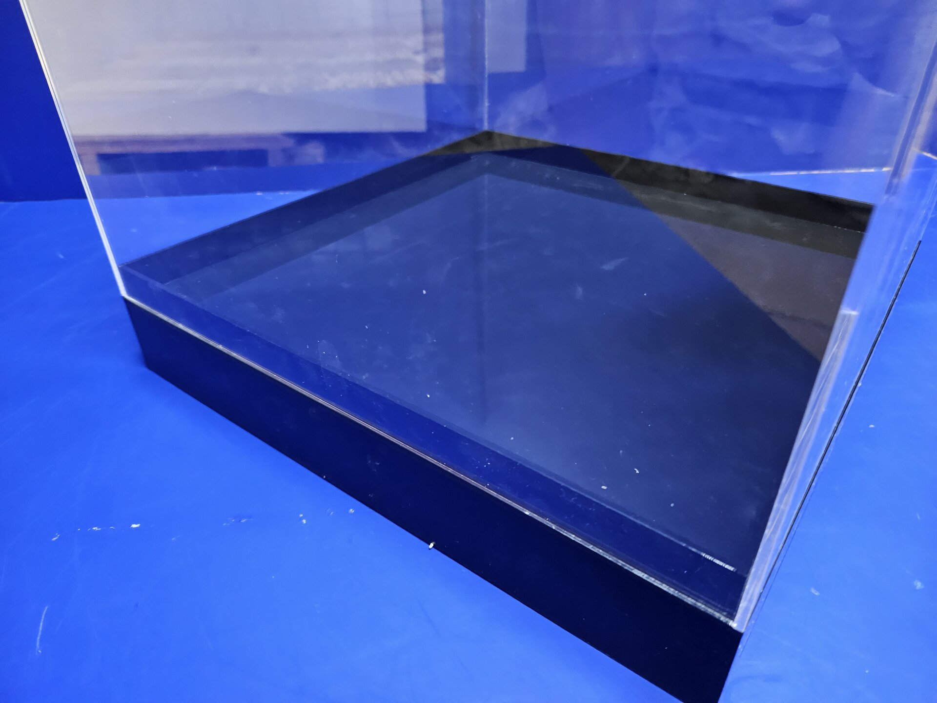 Боксы из оргстекла, производство оптом и в розницу. - фото pic_2d5fa50605190be2845f3db4d372412b_1920x9000_1.jpg