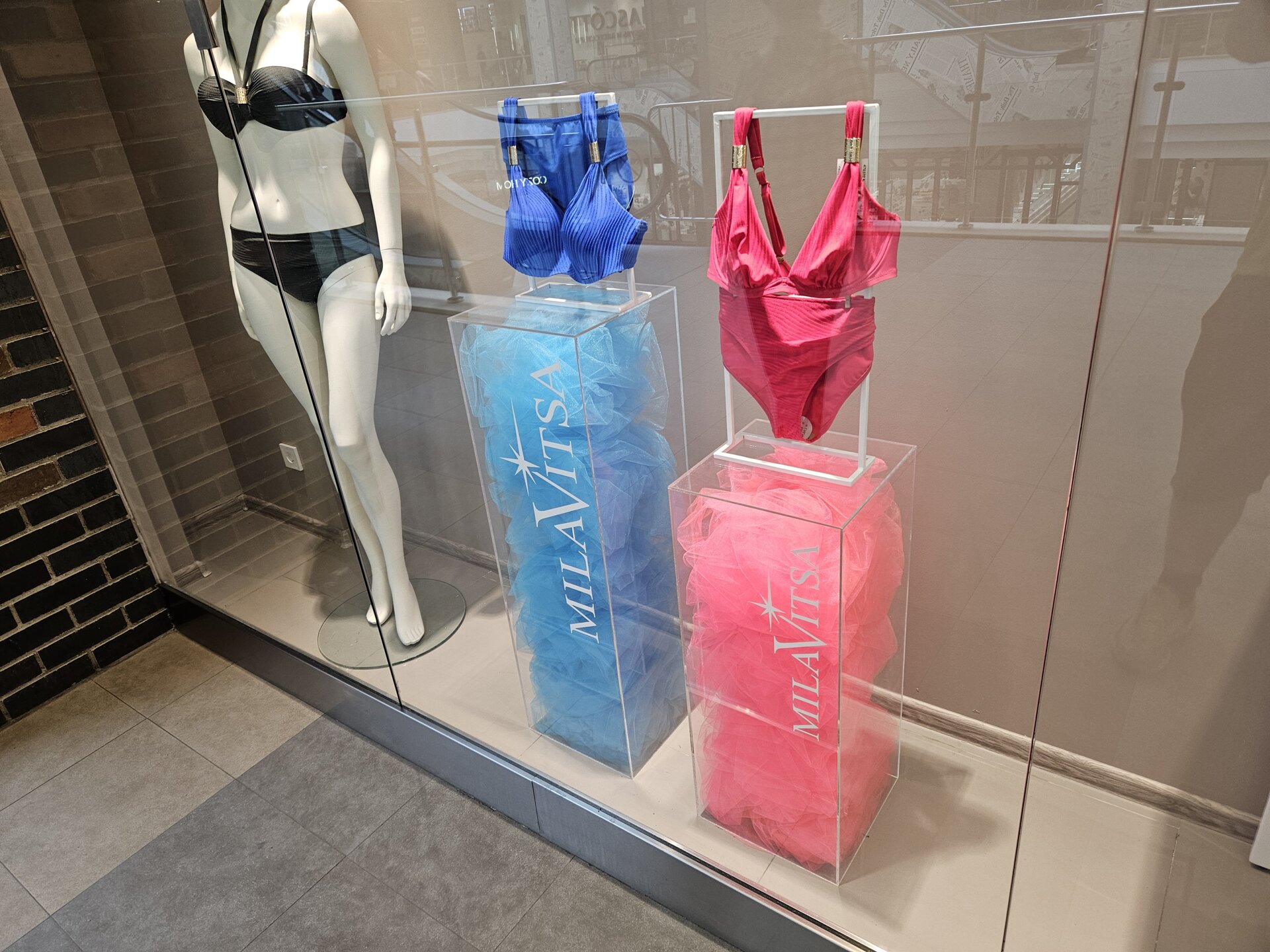 Короба из оргстекла: функциональность и стиль - фото pic_3965f5336c9e582237f9dca47d0d2c0c_1920x9000_1.jpg