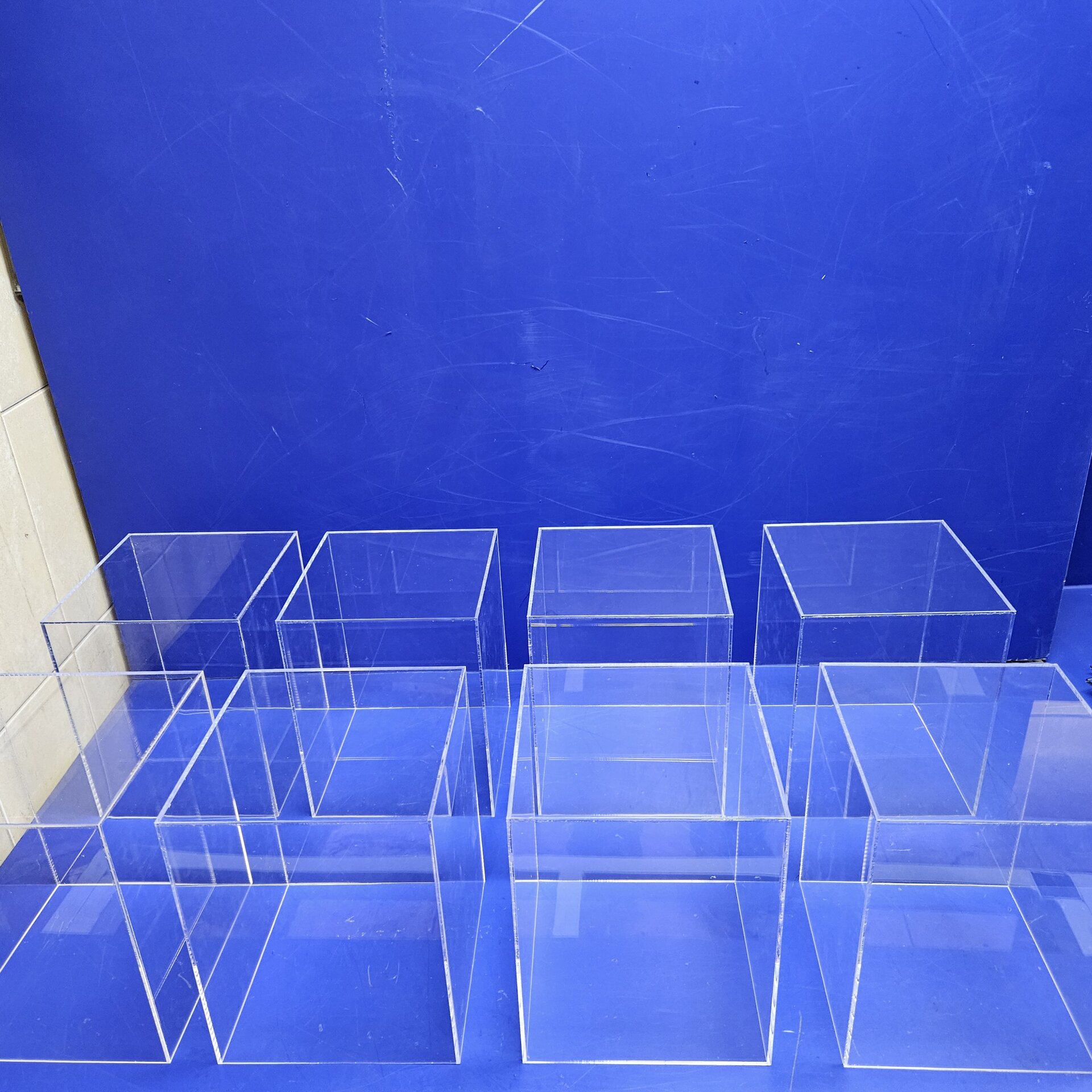 Акриловые колпаки для магазинов антиквариата - фото pic_440615da796ae661e259f93c0ba50946_1920x9000_1.jpg