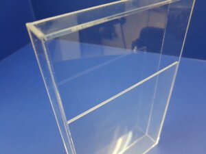 Прозрачная коробка, материал - прозрачное оргстекло 3мм.