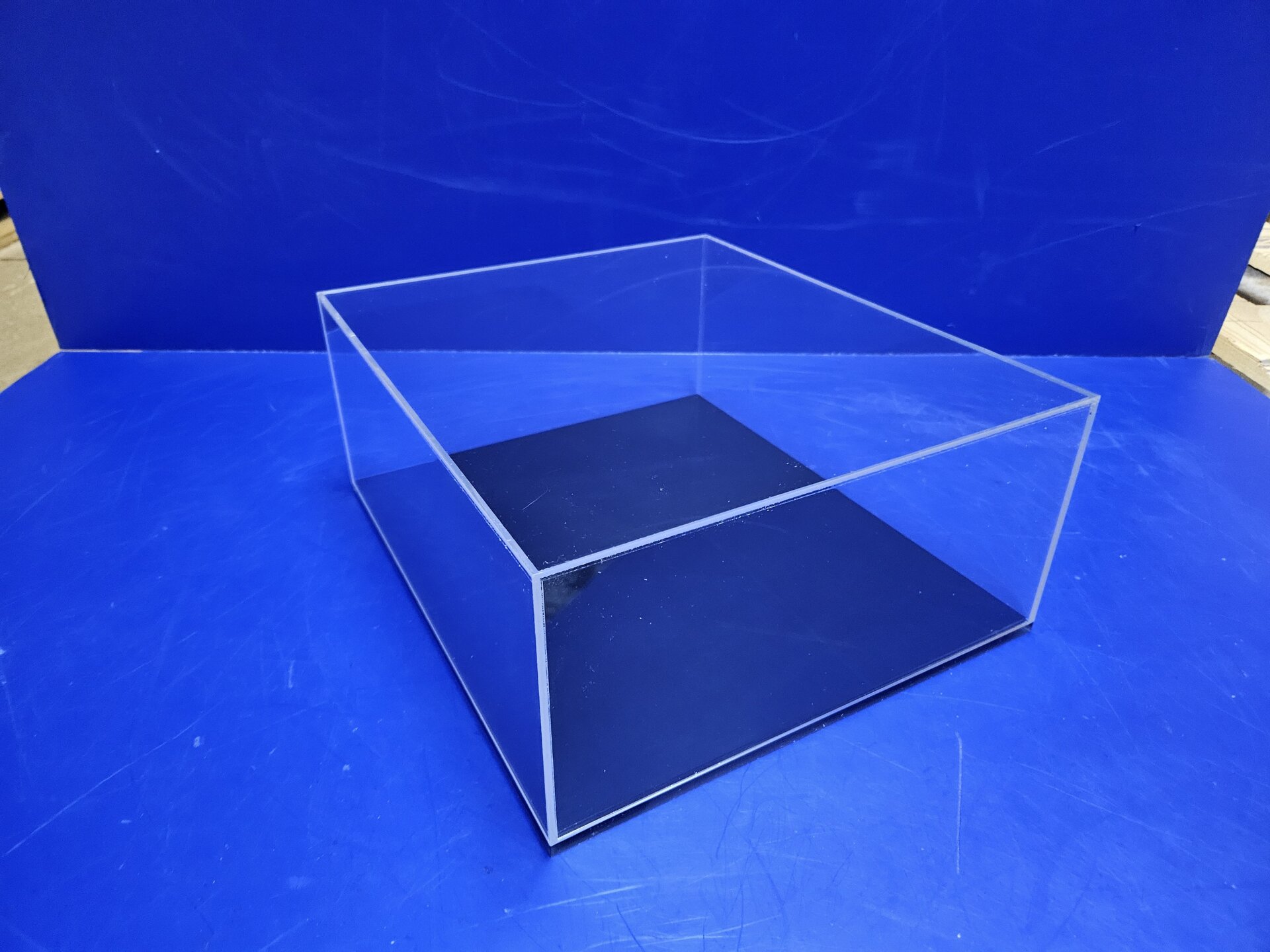 Производство прозрачных колпаков из оргстекла. - фото pic_7d8199343732f88a885083ece6fce033_1920x9000_1.jpg