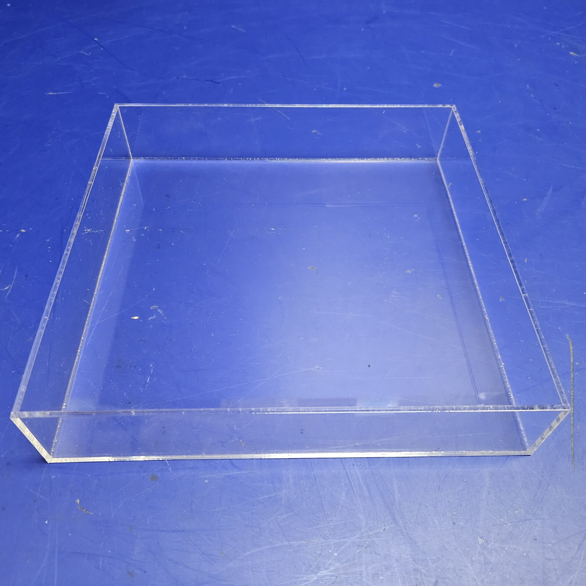 Акриловые лотки: возможности применения - фото pic_9f0a7b016466660a8a5bf36b8a3fd3d7_1920x9000_1.jpg