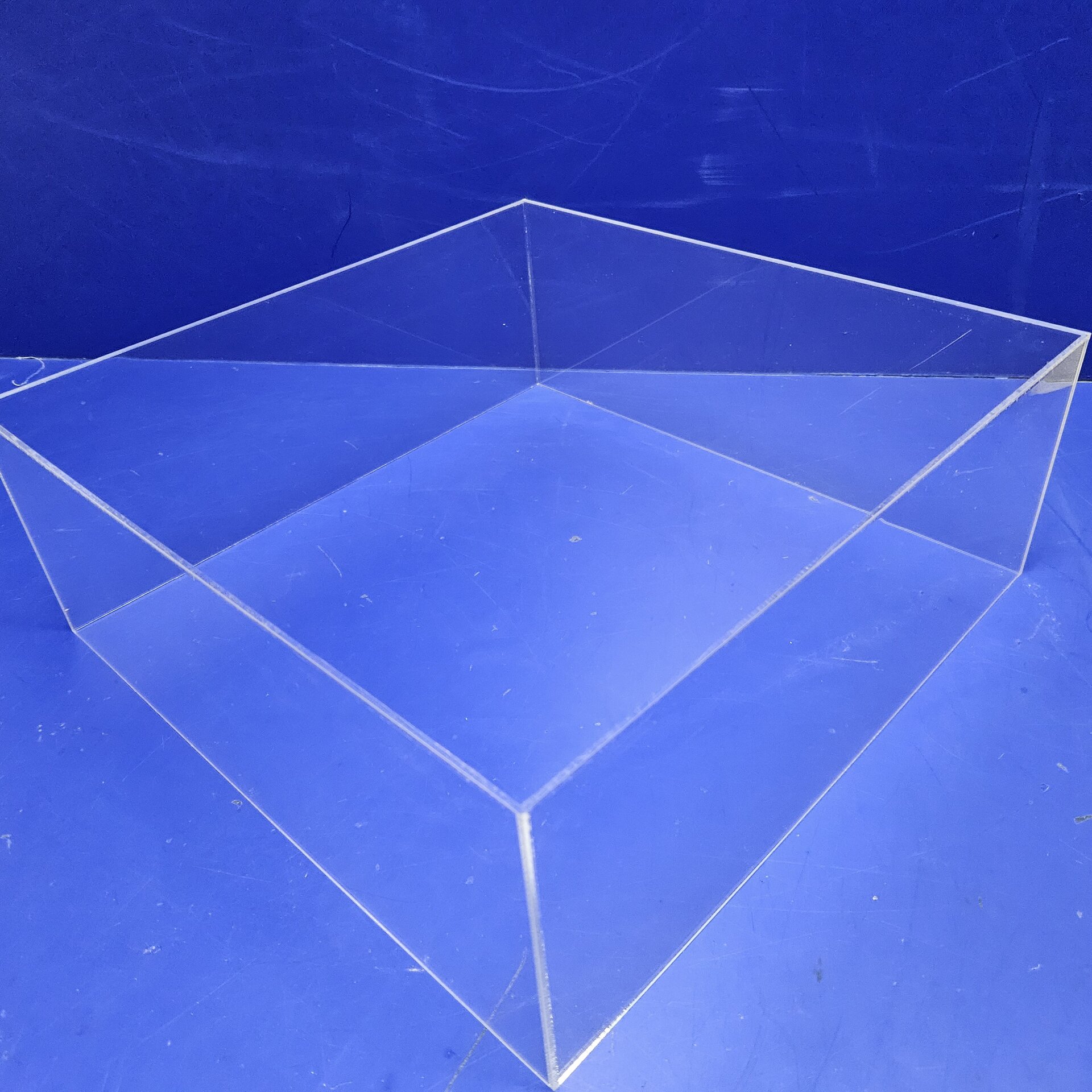 Боксы из оргстекла, производство оптом и в розницу. - фото pic_ae1e0ea33ec190e881294cb1b2d6cba9_1920x9000_1.jpg