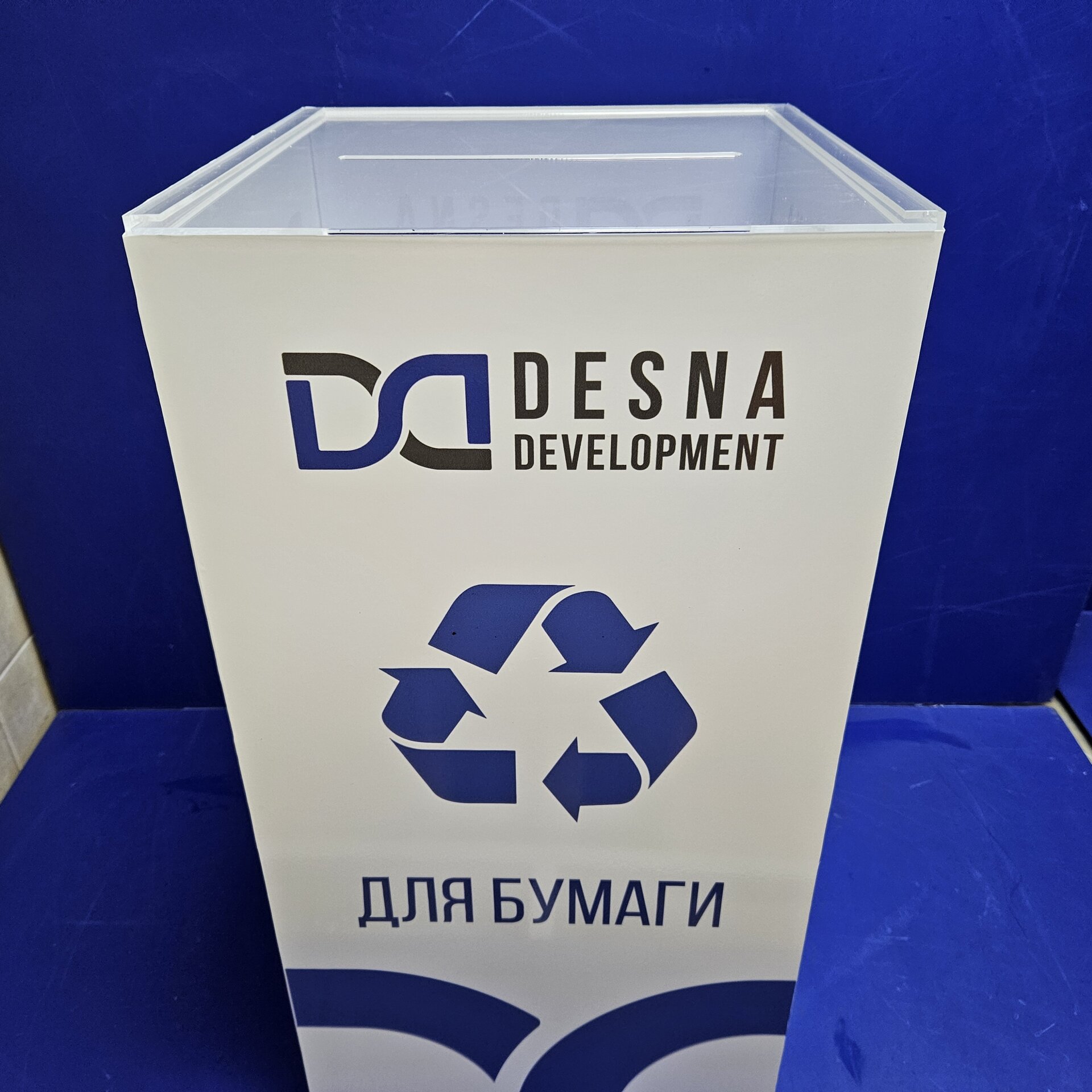 Контейнеры из оргстекла: вклад в экологию и эстетику пространства - фото pic_bee69fea5edfa2404c599e16add2c053_1920x9000_1.jpg