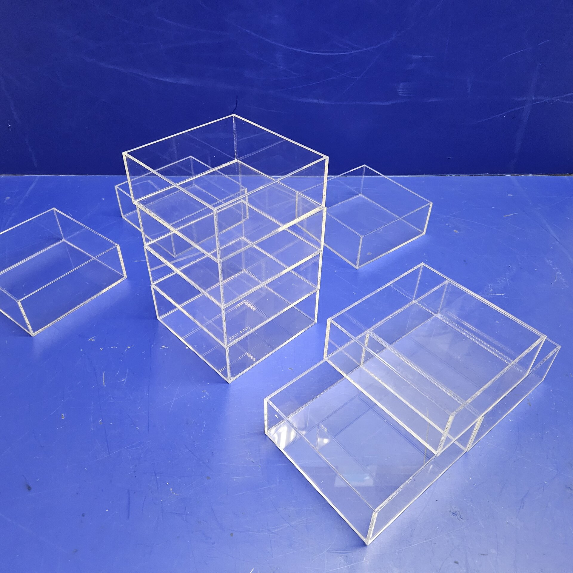 Широкий ассортимент коробочек из органического стекла. - фото pic_c216a1be8356c0e018354a30e16ccb47_1920x9000_1.jpg