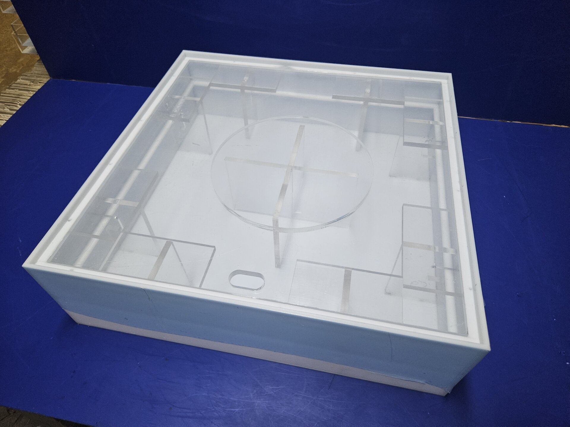 Производство коробов из органического стекла под заказ - фото pic_c413e795b3d761c659b081e3696adbdf_1920x9000_1.jpg