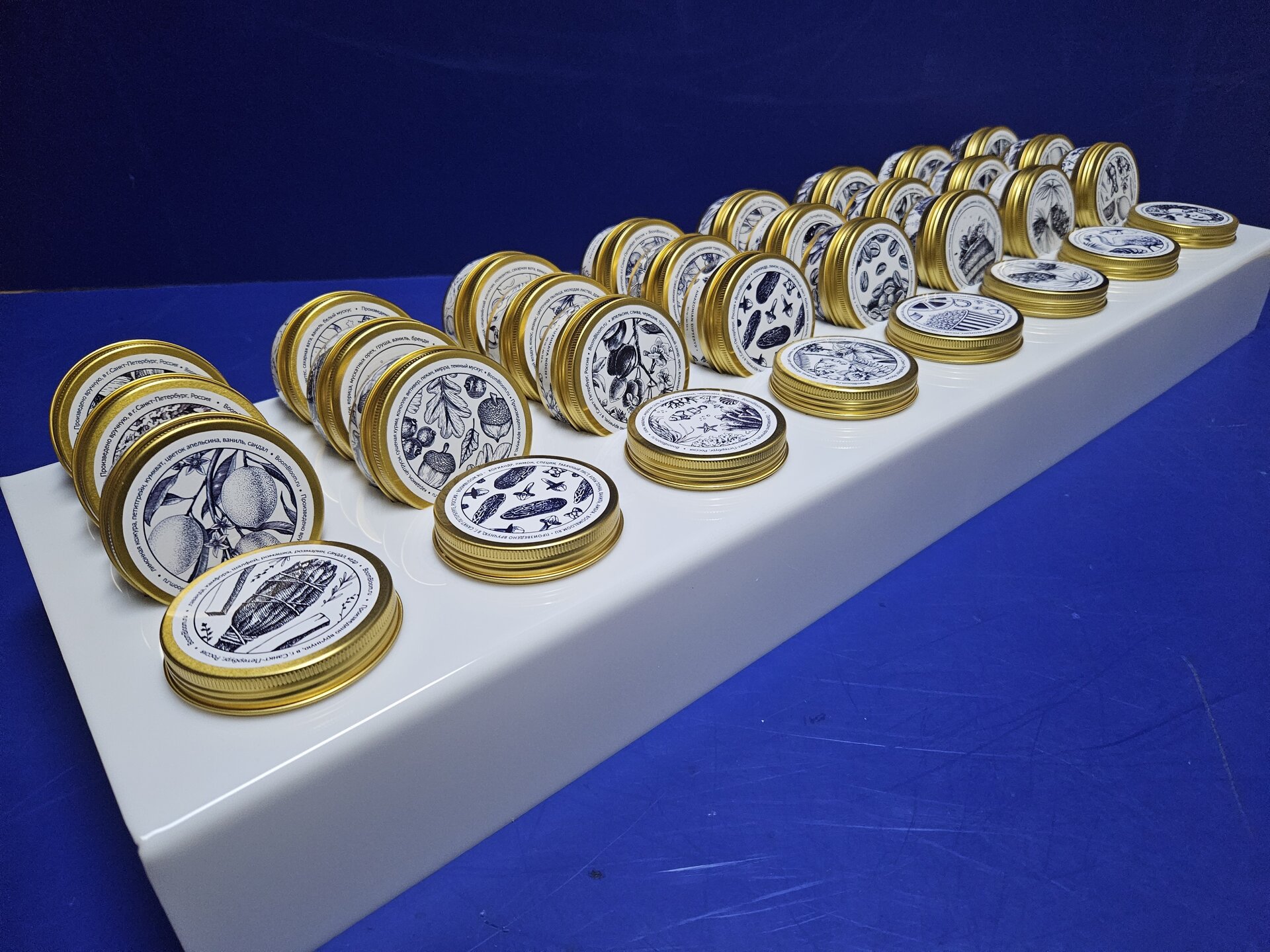 Короба из оргстекла для торговых витрин магазинов - фото pic_d3ab8f1622209f0afed2325701d2db40_1920x9000_1.jpg