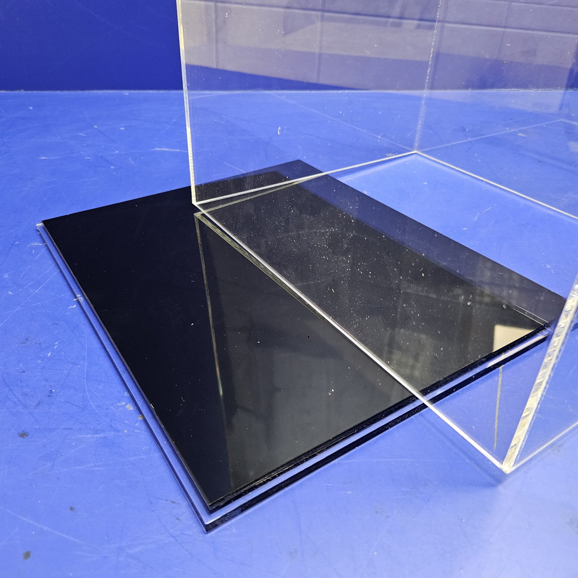 Производство акриловых колпаков для антиквариата - фото pic_ee2bfd0000f95ed81495629ba371ca85_1920x9000_1.jpg