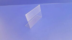 Наклонная подставка менюхолдер бесцветная  – стойка тейбл тент из прозрачного пластика Пэт 1 мм.
