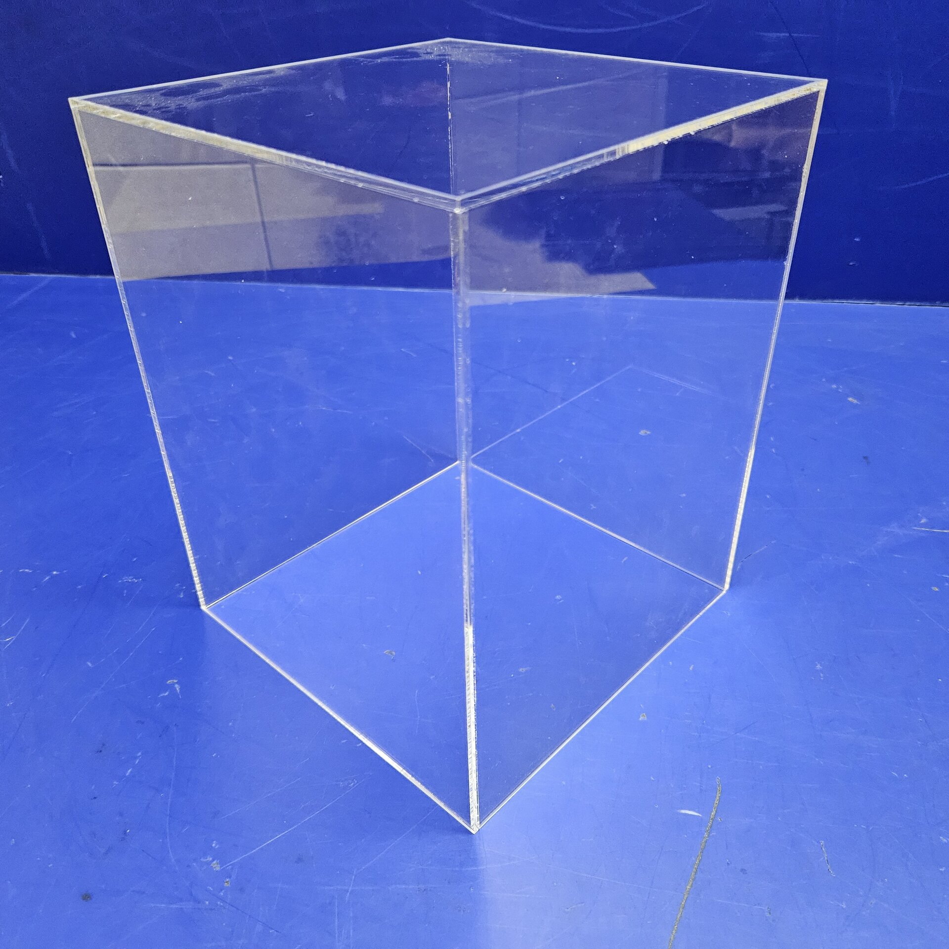 Производство акриловых колпаков для антиквариата - фото pic_fc7da5311c0eb9a2cad26dc9cea8e4ca_1920x9000_1.jpg