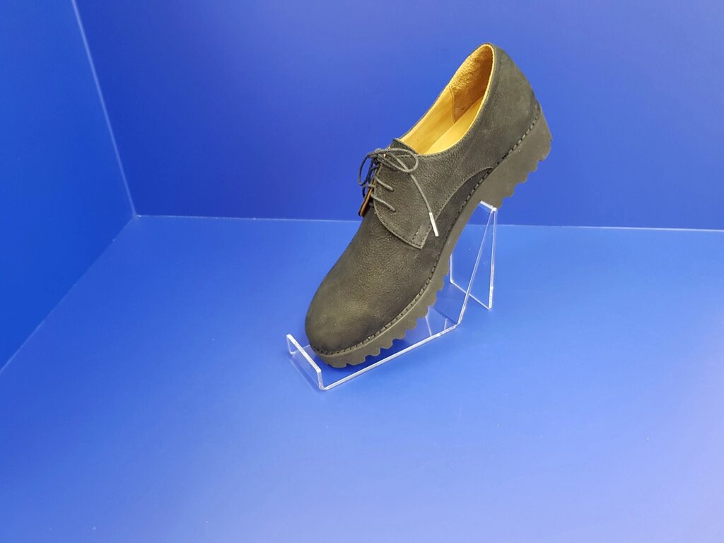 Подставки под обувь. от компании Изделия из оргстекла Plexiglas, акрила, Пэт, ПВХ. POS материалы. - фото 1