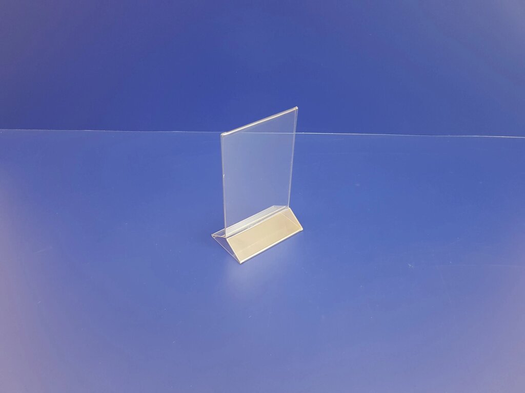 Прозрачная подставка для меню – менюхолдер или тейбл тент из пластика Пэт 1 мм. формат а6 (вертикальный) от компании Изделия из оргстекла Plexiglas, акрила, Пэт, ПВХ. POS материалы. - фото 1