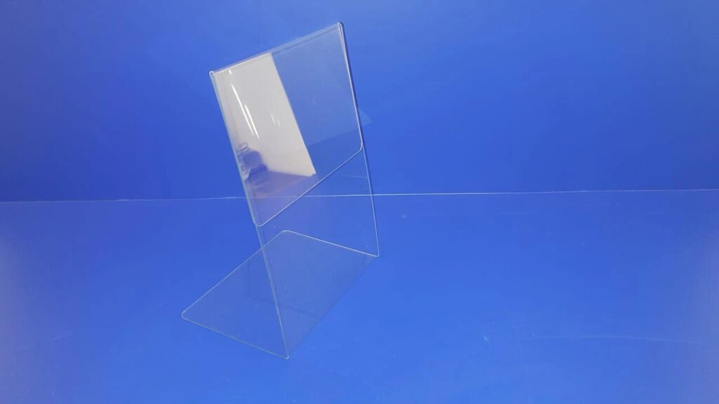 Прозрачный менюхолдер из пластика Пэт 1,5 мм. формат а4 ; (вертикальный,L-Образный). от компании Изделия из оргстекла Plexiglas, акрила, Пэт, ПВХ. POS материалы. - фото 1