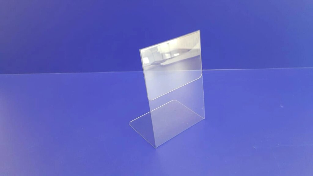 Вертикальный тейбл тент из пластика Пэт 1,5 мм формат а5. от компании Изделия из оргстекла Plexiglas, акрила, Пэт, ПВХ. POS материалы. - фото 1