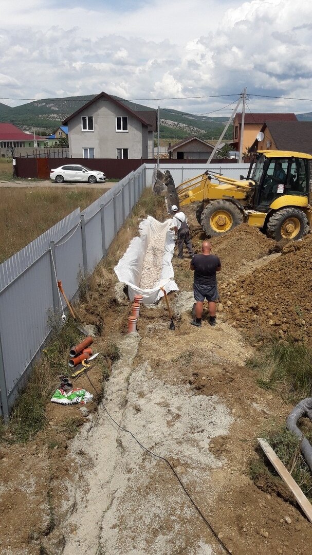 Подготовка к монтажу дренажного поля автономного септика