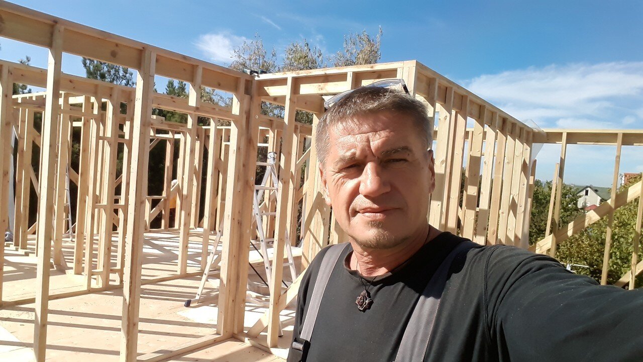 Роман Дехтярёв Деревянные дома в Севастополе