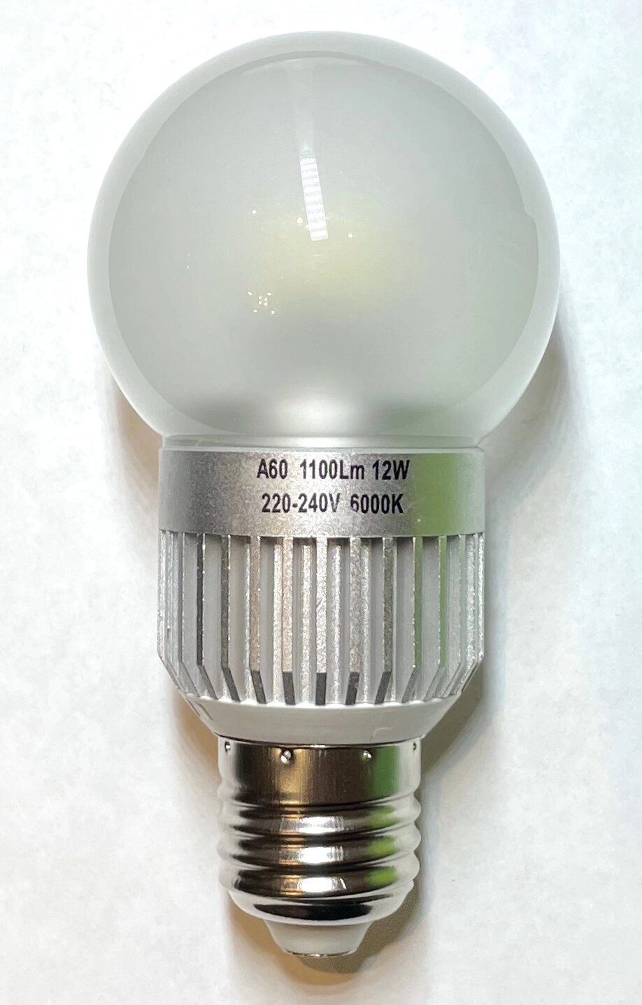 Лампа A60 12Вт 220в 1100Лм E27 6000К 360° стекло 120х60мм светодиодная от компании ИП Набока В.М. - фото 1