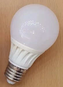 Лампа светодиодная G60 Globo 8W E27 400Lm 6000К Уютель