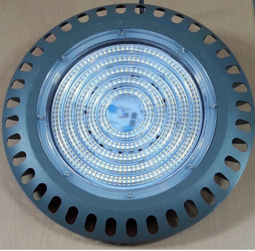 Светильник типа НЛО 100W 6000K Φ290mm светодиодный прожектор 8000lm от компании ИП Набока В.М. - фото 1