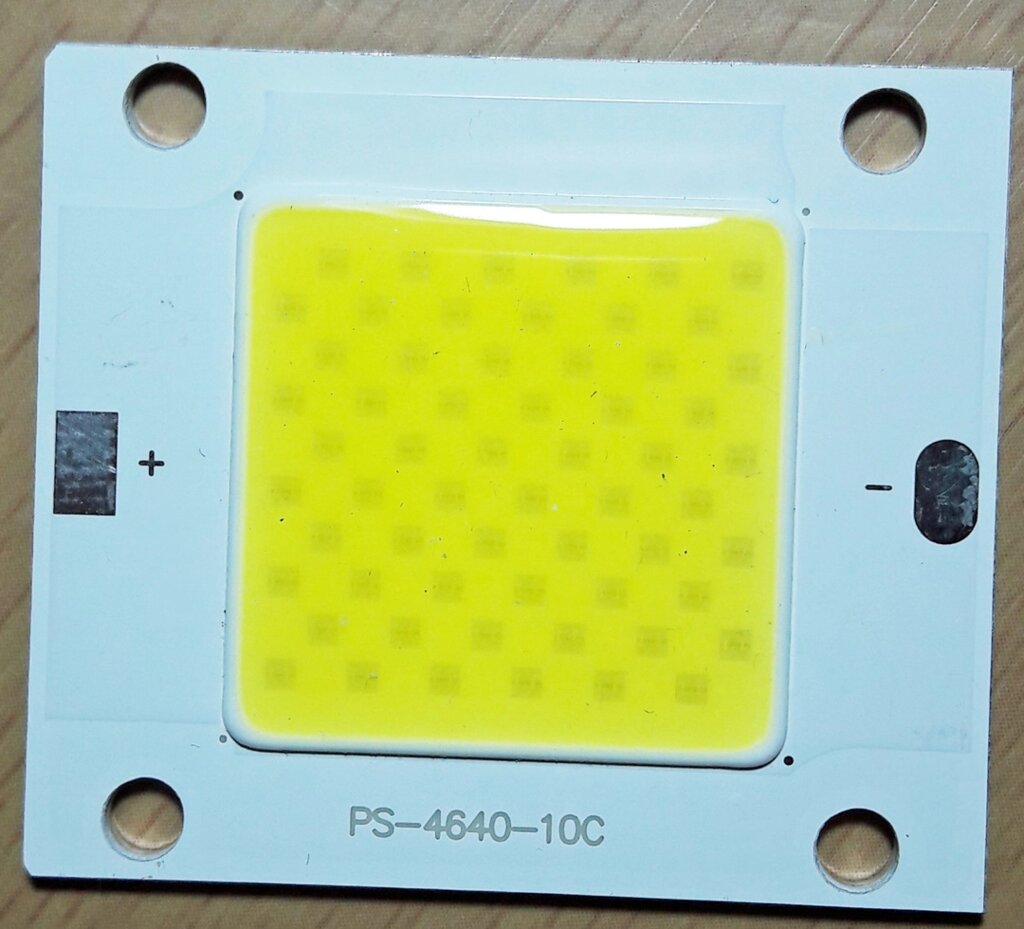 Светодиод 75ВТ для прожектора ZZ 1 46X40 пластокерам-алюминий 1,5 mm 6000К 7000Lm от компании ИП Набока В.М. - фото 1