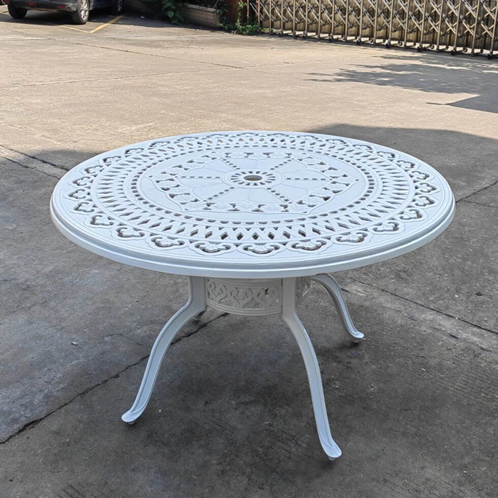 Белый обеденный стол из литого алюминия Vienna 120 от компании Металлическая мебель из литого алюминия, элитные садовые качели - фото 1