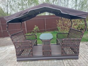 Маятниковые садовые качели Bamboo brown в Москве от компании Металлическая мебель из литого алюминия, элитные садовые качели