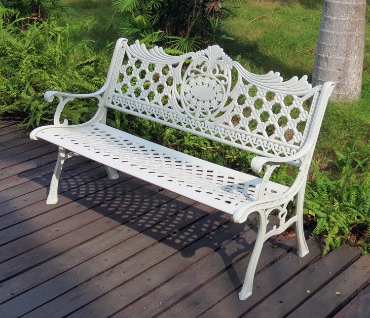 Скамейка из литого алюминия Rio White ##от компании## Металлическая мебель из литого алюминия, элитные садовые качели - ##фото## 1