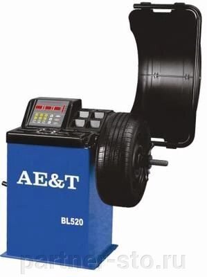 B-520 AE&T Стенд балансировочный колес до 65кг, для литых дисков, автоввод 2 параметров от компании Партнёр-СТО - оборудование и инструмент для автосервиса и шиномонтажа. - фото 1