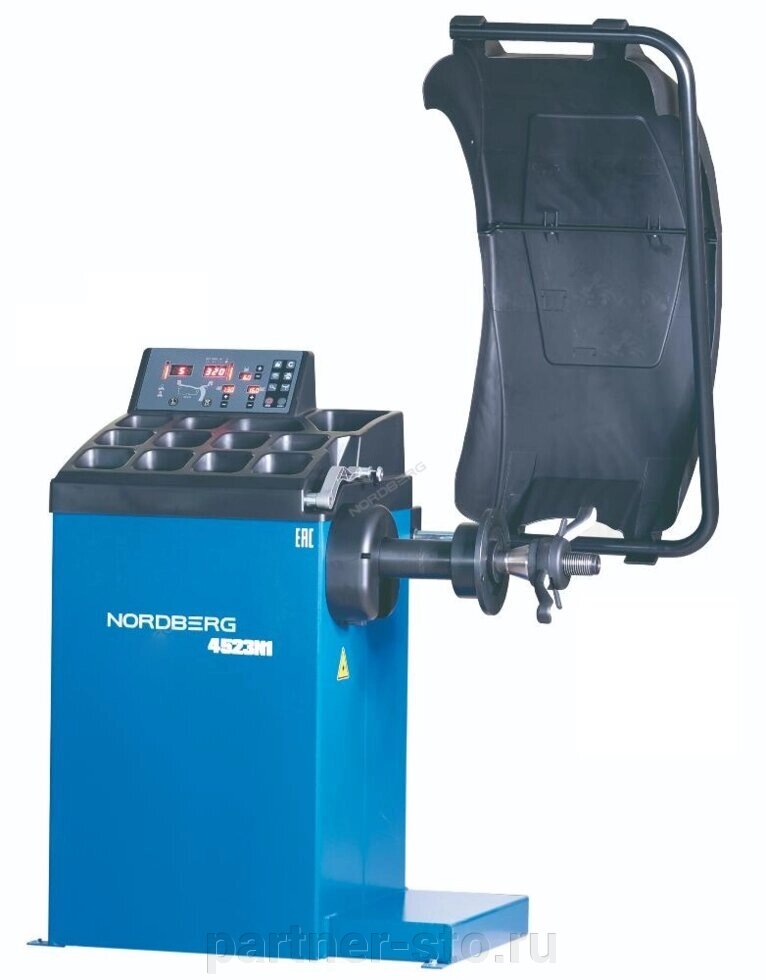 Балансировочный станок NORDBERG 4523N1 2 параметра автомат от компании Партнёр-СТО - оборудование и инструмент для автосервиса и шиномонтажа. - фото 1