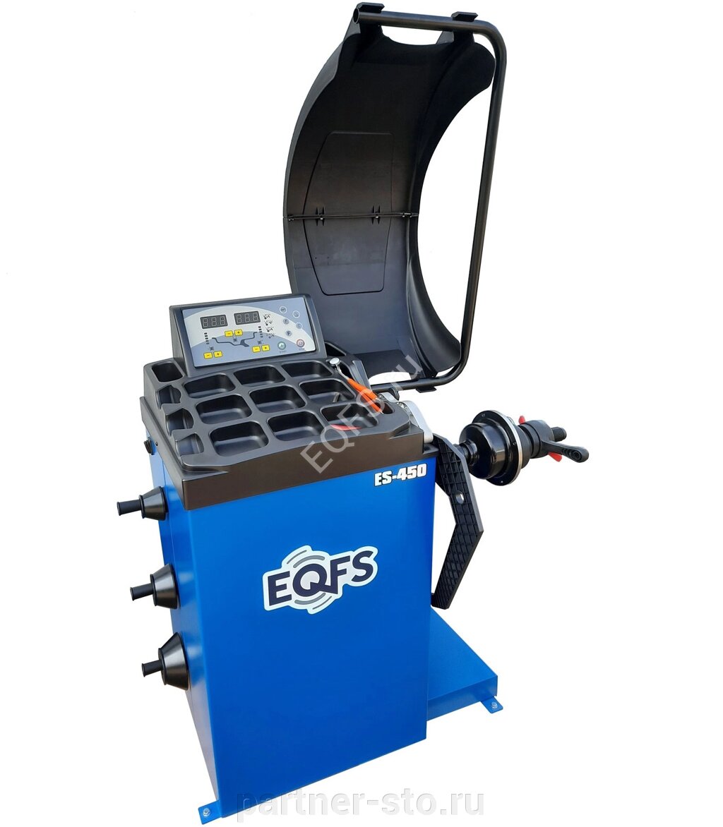 ES-450 EQFS Балансировочный станок для легковых авто (с лазером) от компании Партнёр-СТО - оборудование и инструмент для автосервиса и шиномонтажа. - фото 1
