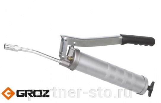 GR42740 GROZ Шприц для масла и негустых смазок со стальной трубкой и насадкой от компании Партнёр-СТО - оборудование и инструмент для автосервиса и шиномонтажа. - фото 1