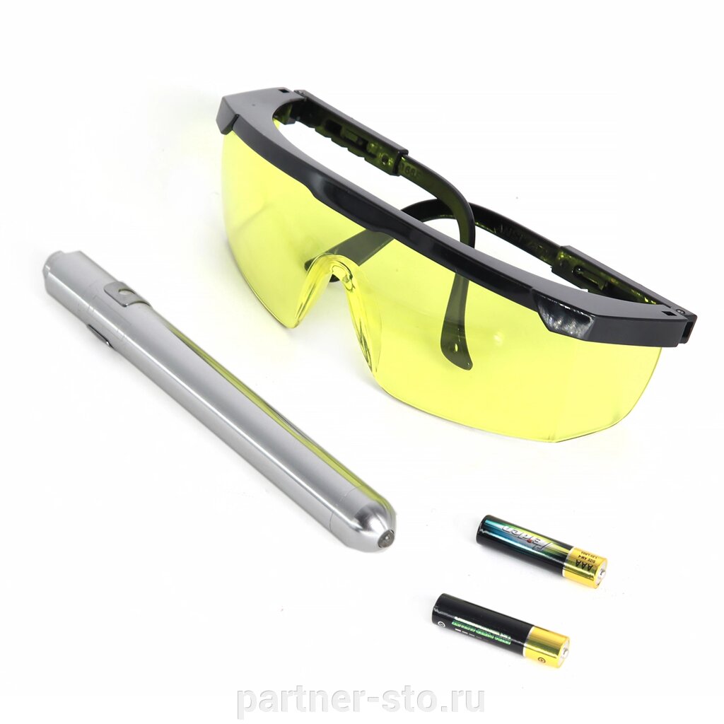 UV набор для поиска утечек фреона, фонарик + очки Car-tool CT-M1031 от компании Партнёр-СТО - оборудование и инструмент для автосервиса и шиномонтажа. - фото 1