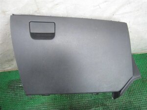 Бардачок (ящик перчаточный) для Mazda 3 (BL) BBP364160H01