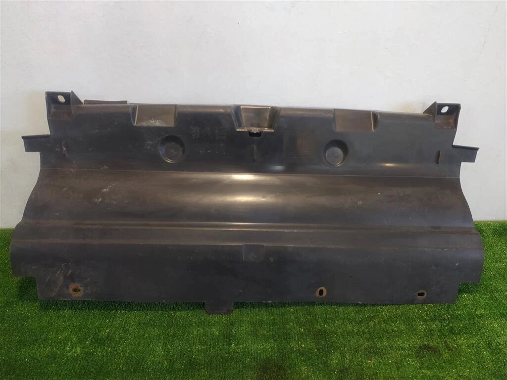 Дефлектор радиатора для Peugeot 407 (6E) 7104R5 от компании Авторазбор Моторист-НН - фото 1