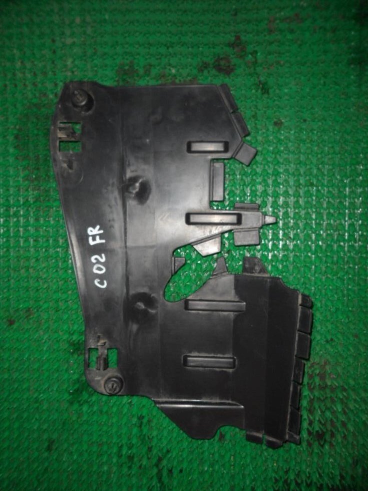 Дефлектор радиатора левый для Citroen C2 7104Q4 от компании Авторазбор Моторист-НН - фото 1
