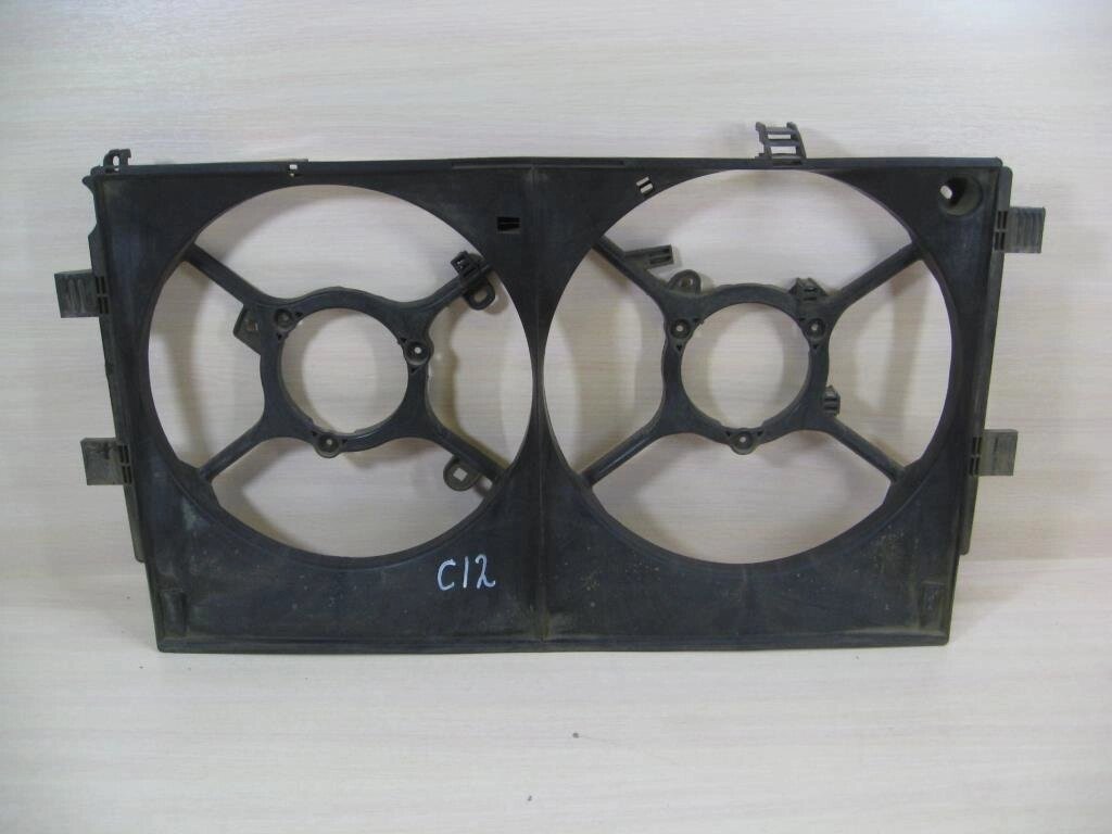 Диффузор (рамка) вентилятора для Citroen C-Crosser 1308CR от компании Авторазбор Моторист-НН - фото 1