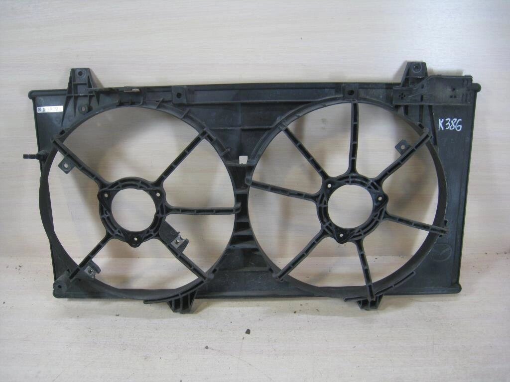 Диффузор (рамка) вентилятора для Mazda 6 (GH) L51015210A от компании Авторазбор Моторист-НН - фото 1