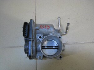 Дроссельная заслонка для Toyota Yaris P13 2203047010